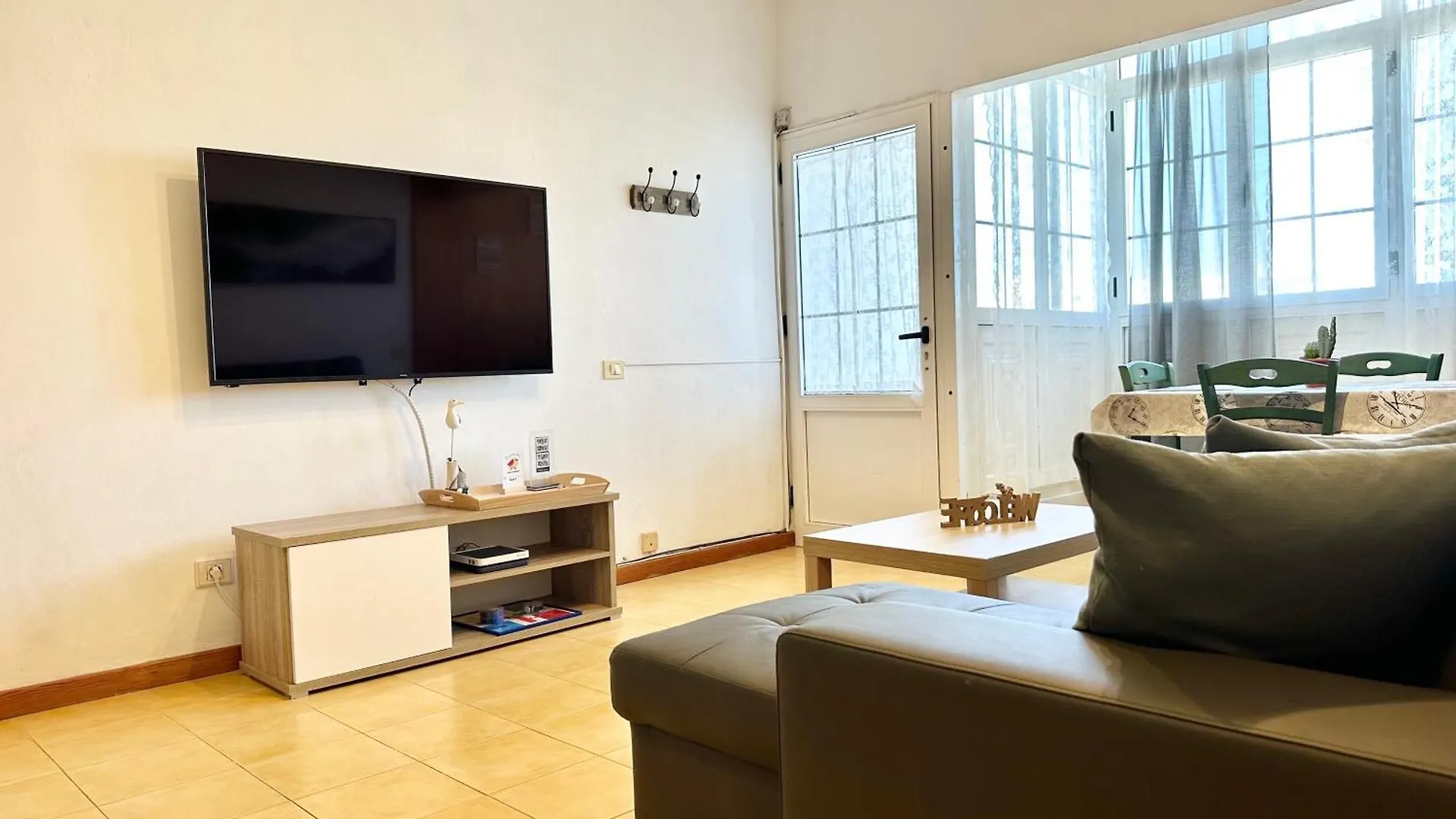 Apartment Lima Limon By The Sea, 2 Bedrooms, Central, High Speed Internet, Desk El Cotillo  Spain